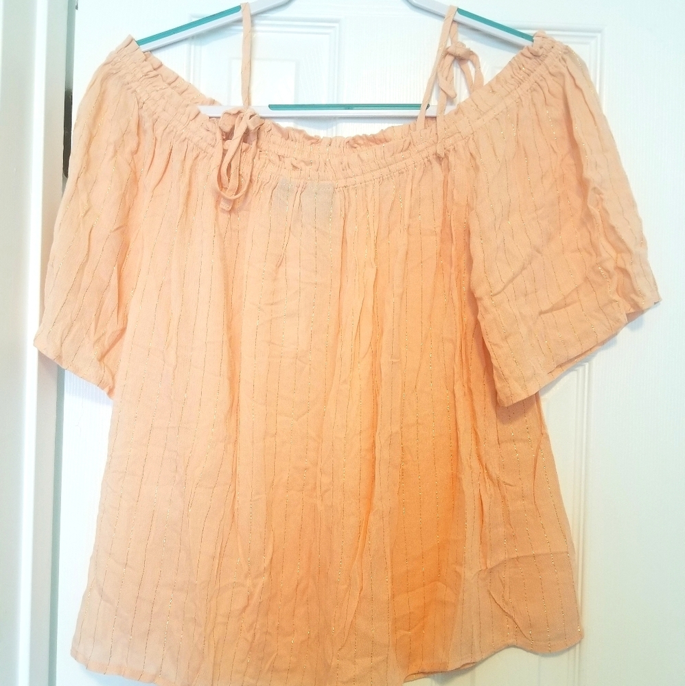 NEW Peach Off Sholuder Top Sz Lrg